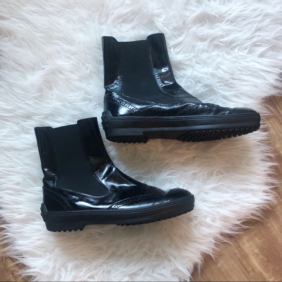 cap toe chelsea boots